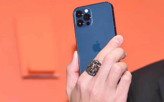 商洛苹果手机维修分享iPhone12系列重启方法教程 